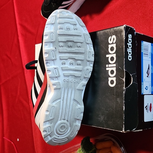 Adidas - Picture 7 of 10